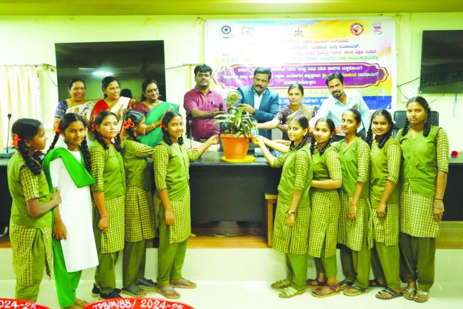 ವಿವಿಧ ಇಲಾಖೆಯ ಅಧಿಕಾರಿಗಳೊಂದಿಗೆ ಸಭೆಪೋಕ್ಸೋ ಪ್ರಕರಣ ದಾಖಲು ಕಡ್ಡಾಯ: ಶಶಿಧರ್ ಕೋಸಂಬೆ 