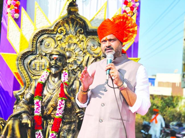 ಶಿವಾಜಿ ಮೂರ್ತಿಗೆ ಪೂಜೆ, ಮೆರವಣಿಗೆಗೆ ಚಾಲನೆ 