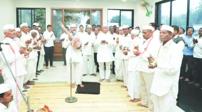 ಶಿನಾಳ ಗ್ರಾಮದ   ಶಾಲೆಯ ವಿದ್ಯಾರ್ಥಿಗಳಿಗೆ ವಿವಿಧ ಸ್ಪರ್ಧೆ  