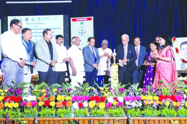 ಧಾರವಾಡ  ಕೃಷಿ ಮಹಾವಿದ್ಯಾಲಯದ ರೂವಾರಿ ದಿ. ಡಾ. ಎಸ್‌. ಡಬ್ಲೂ ಮೆಣಸಿನಕಾಯಿಯವರ ಜನ್ಮದಿನಾಚರಣೆ ಸ್ಮರಣಾರ್ಥ 16 ನೇ ಉಪನ್ಯಾಸ ಕಾರ್ಯಕ್ರಮ