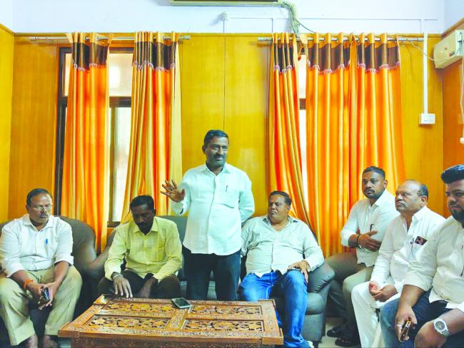 ಸಚಿವತಿಮ್ಮಾಪೂರ ವಿರುದ್ಧರಾಜಕೀಯ ಪ್ರೇರಿತ ಆರೋಪ : ಸಿಂಗಾಡಿ 