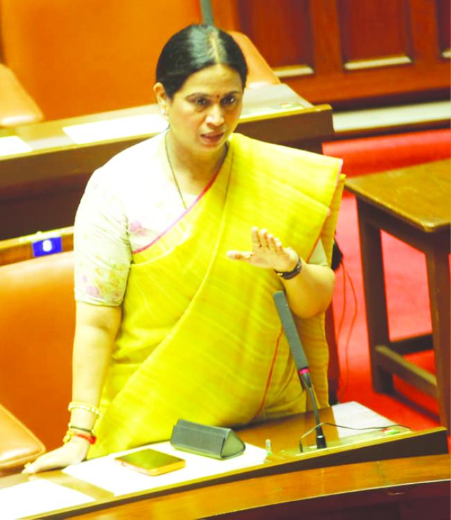 ಗೃಹಲಕ್ಷ್ಮೀ ಫಲಾನುಭವಿಗಳ ಸಮಸ್ಯೆ ಇತ್ಯರ್ಥಕ್ಕೆ ಕ್ರಮ  ಜೆಎಸ್‌ಟಿ, ಆದಾಯ ತೆರಿಗೆ ಇಲಾಖೆಯ ದಾಖಲೆಯಂತೆ 52 ಸಾವಿರ ಫಲಾನುಭವಿಗಳಿಗೆ ಸಮಸ್ಯೆ  