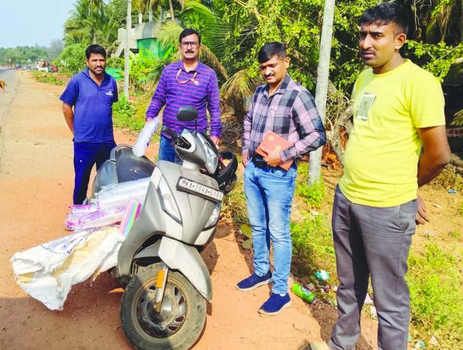 ವಿತರಕರಿಂದ ನಿಷೇಧಿತ ಏಕ ಬಳಕೆಯ ಪ್ಲಾಸ್ಟಿಕ್ ವಸ್ತುಗಳ ವಶ 