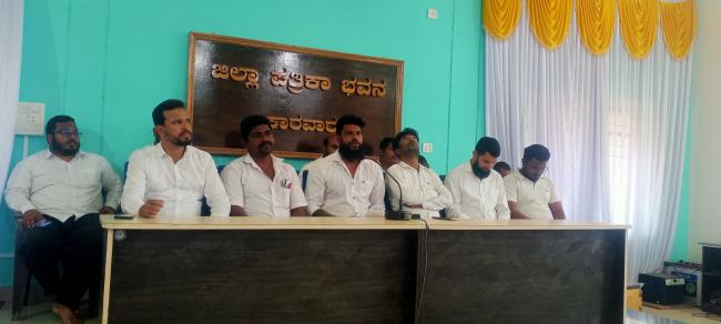 ಟ್ಯಾಕ್ಸಿ ಚಾಲಕರ ಬದುಕು ಅತಂತ್ರವಾಗಿದೆ : ವೈಟ್ ಬೋರ್ಡ್‌ ವಾಹನಗಳ ಬಾಡಿಗೆ ನಿಯಂತ್ರಣ ಮಾಡಲು ಮನವಿ 