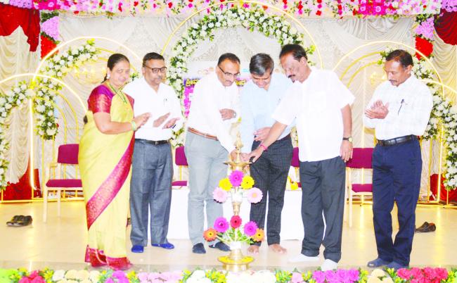  ಶಾರದಾದೇವಿ ಕೋರೆ ಶಾಲೆಯ ವಾರ್ಷಿಕ ಸ್ನೇಹ ಸಮ್ಮೇಳನ 