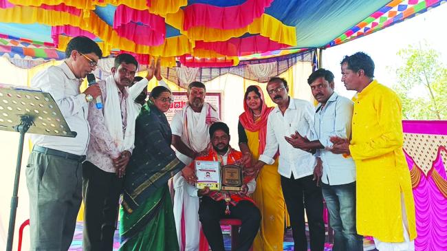 ಗಜಪಡೆ ಖಾಸೀಂಅಲಿಗೆ ಕರ್ನಾಟಕ ವಿಕಾಸರತ್ನ ರಾಜ್ಯ ಪ್ರಶಸ್ತಿ ಪ್ರದಾನ 