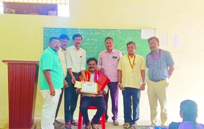 ಸಂಗಮೇಶ್ವರ ಪ್ರೌಢಶಾಲೆಯಲ್ಲಿ ವಿದ್ಯಾರ್ಥಿಗಳಿಗೆ ಕಾರ್ಯಾಗಾರ  