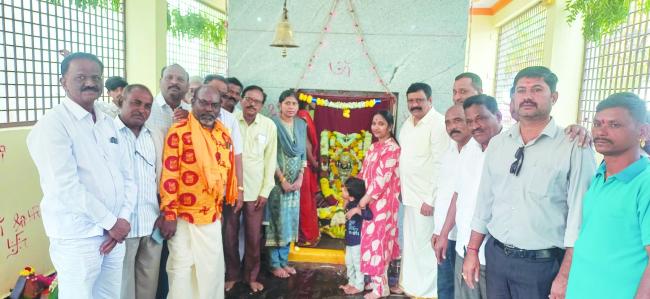 ಲೋಕಕಲ್ಯಾಣಕ್ಕಾಗಿ ತುಳುಜಾ ಭವಾನಿ ದೇವಸ್ಥಾನದಲ್ಲಿ ಶ್ರದ್ಧೆಯಿಂದ ಹೋಮ ಹವನ 