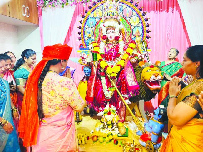 ಸುಳಗಾದಲ್ಲಿ ಭವ್ಯ ಮಹಾಲಕ್ಷ್ಮೀ ಮಂದಿರ ಉದ್ಘಾಟನೆ: ಕೊಟ್ಟ ವಚನ ಪೂರೈಸಿದ ಸಂತೃಪ್ತಿ ಎಂದ ಸಚಿವೆ ಲಕ್ಷ್ಮೀ ಹೆಬ್ಬಾಳಕರ್  