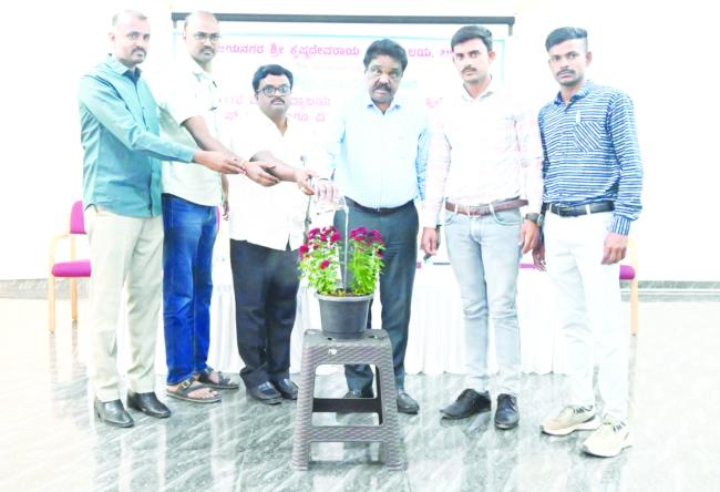 ಕ್ರೀಡೆಗಳಿಂದ ನವಚೈತನ್ಯ: ಪ್ರೊ.ಎಂ ಮುನಿರಾಜು 