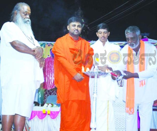 ಆಧ್ಯಾತ್ಮದಿಂದ ವಿಶ್ವಶಾಂತಿ ಸಾಮರಸ್ಯ : ದತ್ತಾವಧೂತ ಶ್ರೀಗಳು 