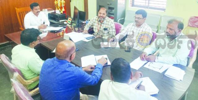 ಆಡಳಿತ ಅಧಿಕಾರಿಗಳಿಗೆ ಸಾಮಾನ್ಯ ಸಭೆ 