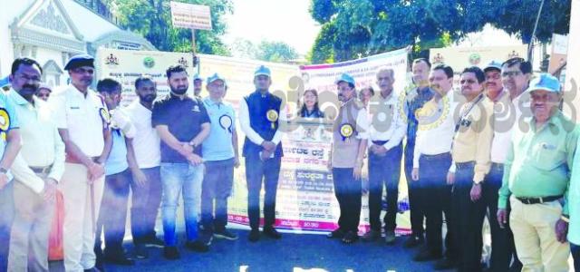 ರಾಷ್ಟ್ರೀಯ ರಸ್ತೆ ಸುರಕ್ಷತಾ ಜಾಥಾ ಕಾರ್ಯಕ್ರಮ 