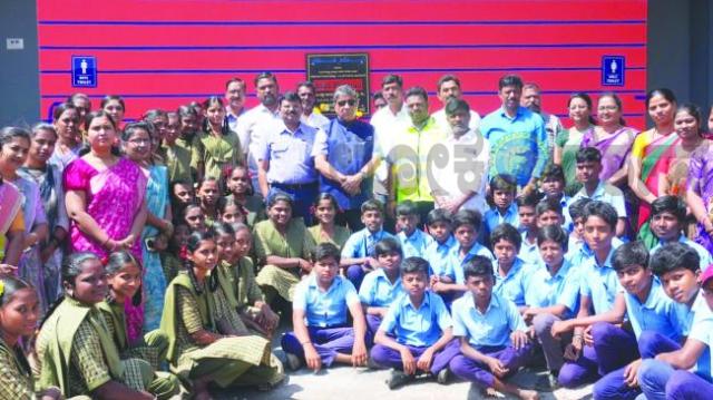 ಜಿಂದಾಲ್ ನಿಂದ ಶಾಲಾ ವಿದ್ಯಾರ್ಥಿಗಳಿಗೆ ಶೌಚಾಲಯ ನಿರ್ಮಾಣ 