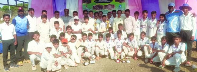 ಲೆದರ್ ಬಾಲ್ ಕ್ರಿಕೆಟ್ ಪಂದ್ಯಾವಳಿ: ರೆಡ್ಡಿ ತಂಡಕ್ಕೆ ವೇಮನ್ ಟ್ರೋಫಿ  