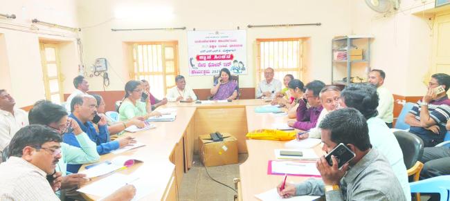 ಭಯ ಮುಕ್ತರಾಗಿ ಪರೀಕ್ಷೆ ಎದುರಿಸಲು ಜಿಲ್ಲಾಧಿಕಾರಿ ಸ್ನೇಹಲ್‌.ಆರ್‌. ಸಲಹೆ 