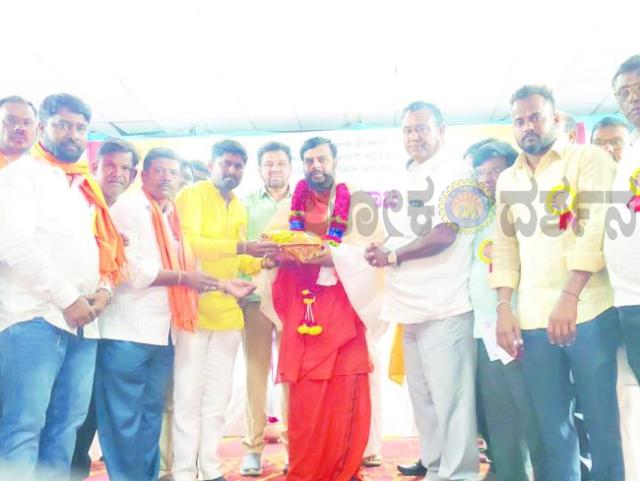 ಸಮಾನತೆ, ಧಾರ್ಮಿಕ ಮೌಲ್ಯಗಳನ್ನು ಜಗತ್ತಿಗೆ ಸಾರಿದ ಮಹನೀಯ ಮಡಿವಾಳ ಮಾಚಿದೇವರು: ಜೆ.ಸಿ.ರಾಜಶೇಖರ 