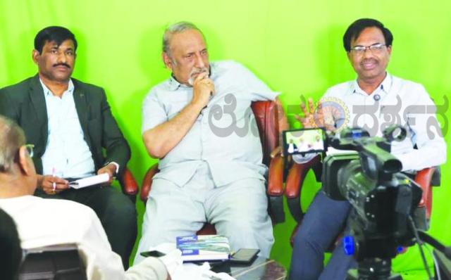  ಧಾರವಾಡದ ಸಾಹಿತ್ಯಿಕ ಪರಿಸರ ತಿಳಿಗೊಳಿಸಿದ ಕವಿ ಕಣವಿ: ಅರವಿಂದ ಕುಲಕರ್ಣಿ 