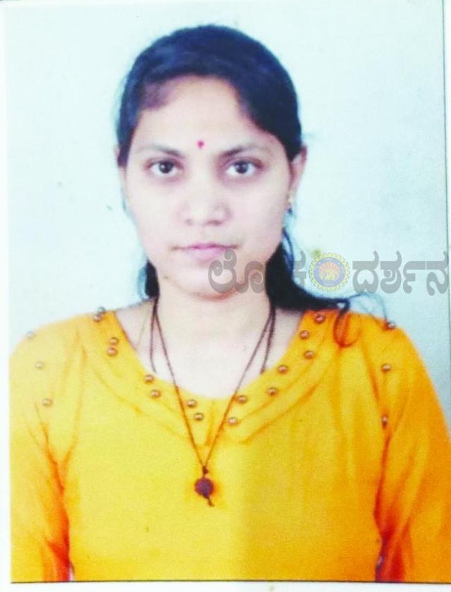 ನಯನ ಜಾಧವ ಮಹಾಪ್ರಬಂಧಕ್ಕೆ ಪಿಎಚ್‌ಡಿ ಪದವಿ 