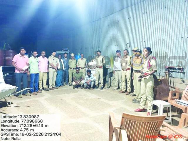  ಅಕ್ರಮ ಶ್ರೀಗಂಧ ಸಾಗಾಣಿಕೆ: ಇಬ್ಬರ ಬಂಧನ 