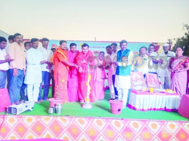 ಮಕ್ಕಳ ಬೆಳವಣಿಗೆಯಲ್ಲಿ ತಾಯಿ ಪಾತ್ರ ಮುಖ್ಯ 