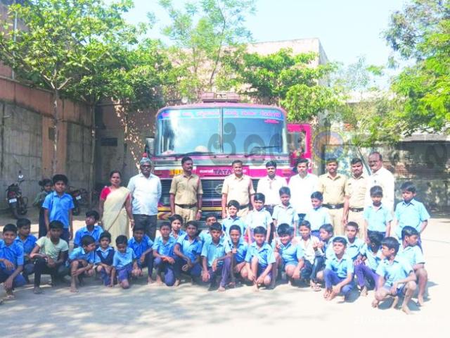 ಕೆಬಿಎಂಪಿಎಸ್ ಶಾಲೆಯಲ್ಲಿ ಸಂಭ್ರಮ ಶನಿವಾರ 