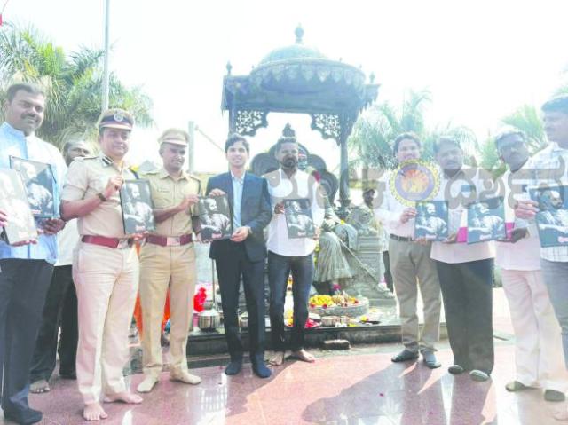 ಶಿವಾಜಿ ಜಯಂತಿ: ಶಾಲಾ ಕಾಲೇಜುಗಳಿಗೆ ಶಿವಾಜಿ ಭಾವಚಿತ್ರ ವಿತರಣೆ 