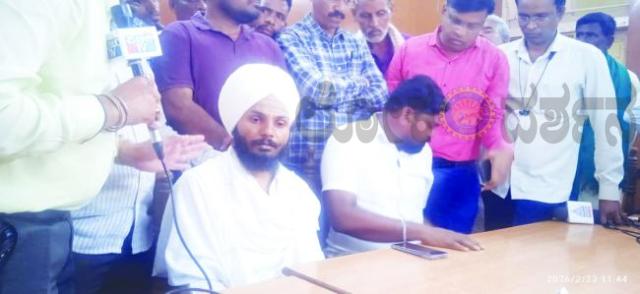 “ಧ್ವನಿ ನನ್ನದೇ, ಆದರೆ ಲೋಕಾಯುಕ್ತ ದಾಳಿಗೆ ಸಂಬಂಧವಿಲ್ಲ” ಹಿ ಕುಮಾರ ಮಹಾರಾಜ ಸ್ವಾಮೀಜಿ 