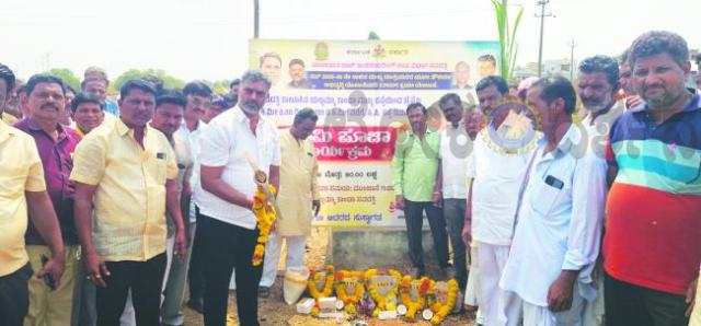 ಸಂಚಾರಿ ಸಮಸ್ಯೆ ನಿವಾರಿಸಲು ಯಲ್ಲಮ್ಮನ ತಾಂಡಾ ಮುಖ್ಯ ರಸ್ತೆಯ ಅಗಲೀಕರಣ 