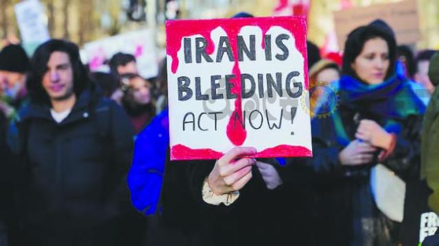 ಅಮೆರಿಕದಿಂದ ವೈಮಾನಿಕ ದಾಳಿ ಸಾಧ್ಯತೆ   ಇರಾನ್ ತೊರೆಯುವಂತೆ ಭಾರತೀಯರಿಗೆ ಸೂಚನೆ