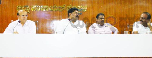 ಜಿಲ್ಲೆಯಲ್ಲಿ ಕುಡಿಯುವ ನೀರಿನ ಸಮಸ್ಯೆಗಳಾಗದಂತೆ ನೋಡಿಕೊಳ್ಳಿ- ಸಚಿವ ಶಿವರಾಜ ಎಸ್‌. ತಂಗಡಗಿ 