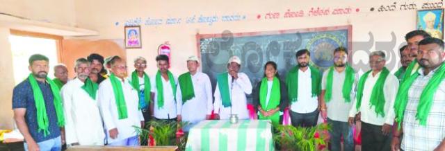 ಅನ್ನ ನೀಡುವ ರೈತರು ದೇಶದ ಮಾಲೀಕರು ಗುಲಾಮರಲ್ಲ : ಶಿವಾಜಿ ಪಾಟೀಲ 