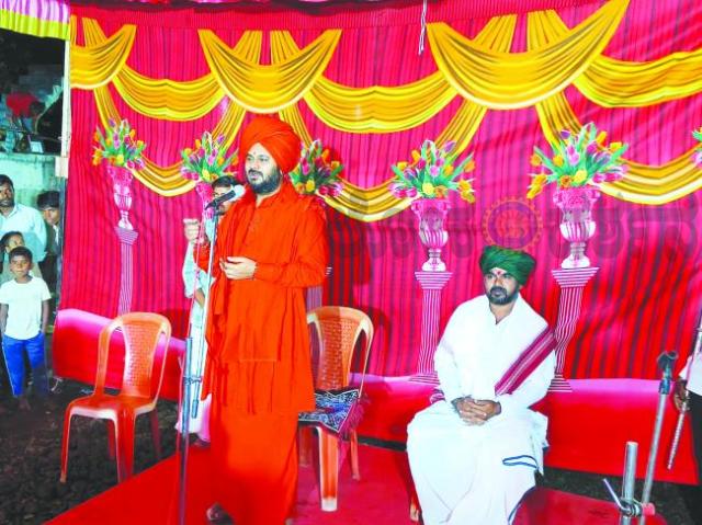 ಧಾರ್ಮಿಕ ಕಾರ್ಯಗಳಿಂದ ಧರ್ಮ ಜಾಗೃತಿ: ಶಿರಶ್ಯಾಡದ ಶ್ರೀಗಳು 