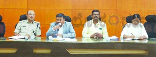 ವ್ಯವಸ್ಥಿತ ಹಾಗೂ ಪಾರದರ್ಶಕ ಪರೀಕ್ಷೆ ನಡೆಸಲು ಸೂಚನೆ :ಜಿಲ್ಲಾಧಿಕಾರಿ 