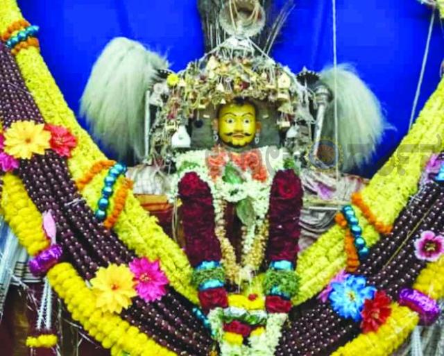 ನವಲಗುಂದ ಕಾಮಣ್ಣನ ದರ್ಶನ ಪಡೆದ ಪ್ರವಾಸ ಕಥನ ಬೇಡಿದ ವರ ಕರುಣಿಸುವ ನವಲಗುಂದದ ರಾಮಲಿಂಗ ಕಾಮಣ್ಣ 