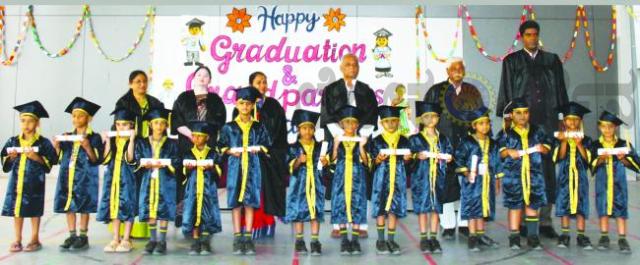 ಶಾಲೆಗಳಲ್ಲಿ ಪಾಲಕರ ದಿನ ಆಚರಿಸುತ್ತಿರುವುದು ಹೆಮ್ಮೆಯ ವಿಷಯ: ಅಶೋಕ ವಾರದ  