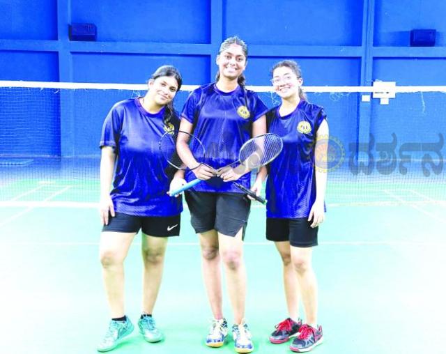 ಬಿ.ಎಲ್‌.ಡಿ.ಇ ಮಹಿಳಾ ಬ್ಯಾಡ್ಮಿಂಟನ್ ತಂಡ ರನ್ನರ್ ಅಪ್ ಸ್ಥಾನ 