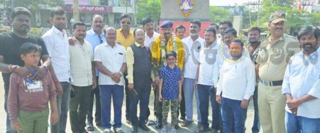 ನಿವೃತ್ತ ಯೋಧನಿಗೆ ಅದ್ದೂರಿ ಸ್ವಾಗತ 