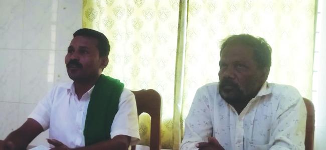 ವಿದ್ಯಾರ್ಥಿ ಪರೀಕ್ಷಾ ಪ್ರವೇಶಪತ್ರಕ್ಕೆ ಬೈಕ್ ಆಡವು: ಸಾರ್ವಜನಿಕರ ಆಕ್ರೋಶ, ಸಂಸ್ಥೆ ರದ್ದುಪಡಿಸಲು ಕಬ್ಬಾರ ಆಗ್ರಹ