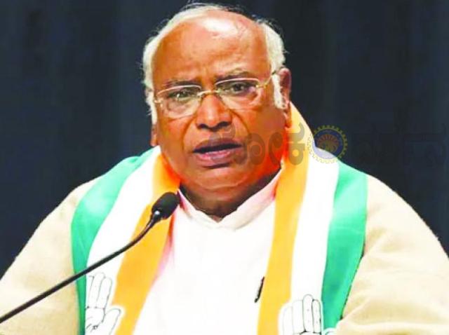 ನೀವೇ ಸಿಎಂ ಆಗಿ, ಇಲ್ಲದಿದ್ದರೆ ದಲಿತರನ್ನು ಮುಖ್ಯಮಂತ್ರಿ ಮಾಡಿ