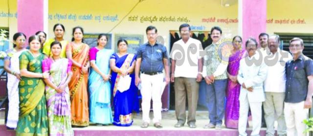 ಹೊಳಲು ಸರ್ಕಾರಿ ಪ್ರೌಢಶಾಲೆಗೆ ಎಸ್ ಡಿ ಎಂ ಸಿ ಪ್ರಶಸ್ತಿ  