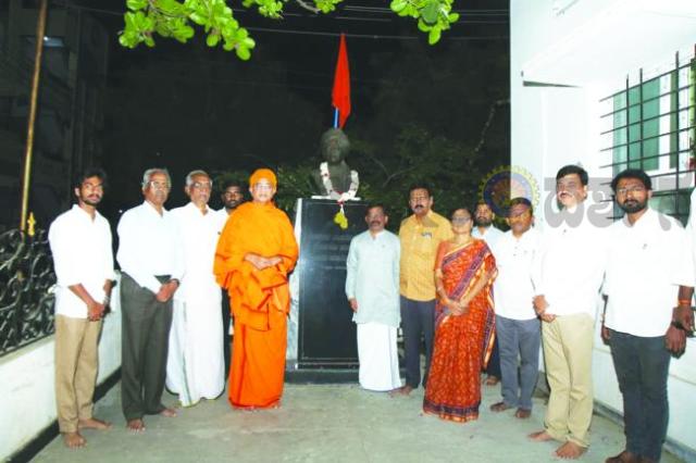 ಸನಾತನ ಧರ್ಮದ ಬಗ್ಗೆ ತಿಳಿಯಬೇಕೆಂದರೆ, ವೇದಗಳ ಅಧ್ಯಯನ ಮಾಡಬೇಕು  