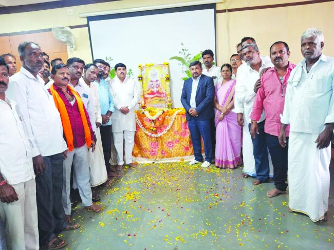 ಶ್ರೀ ಯೋಗಿನಾರೇಯಣ  ಯತೀಂದ್ರರ ಜಯಂತಿ 