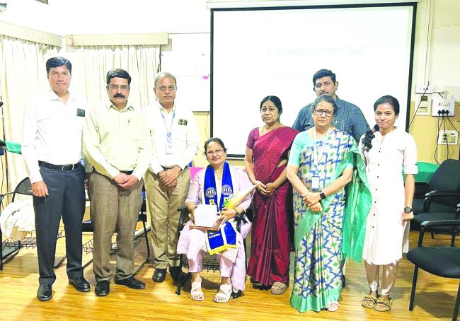 ವೈದ್ಯರ ಜ್ಞಾನ ಭಂಡಾರ, ವೃತ್ತಿ ನೈಪುಣ್ಯತೆ ಜೊತೆಗೆ ಸಂವಹನ ಕೌಶಲ್ಯತೆಯೂ ಪ್ರಾಮುಖ್ಯತೆ ಹೊಂದಿದೆ : ಬಿ. ಎಂ. ಪಾಟೀಲ 