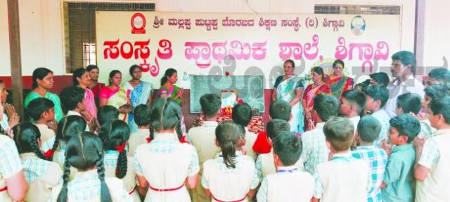 ಗುರುಸೇವೆಯೆ ಪುಟ್ಟರಾಜರ ಬದುಕಿನ ಮೂಲಮಂತ್ರವಾಗಿತ್ತು: ಅನಿತಾ ಹಿರೇಮಠ