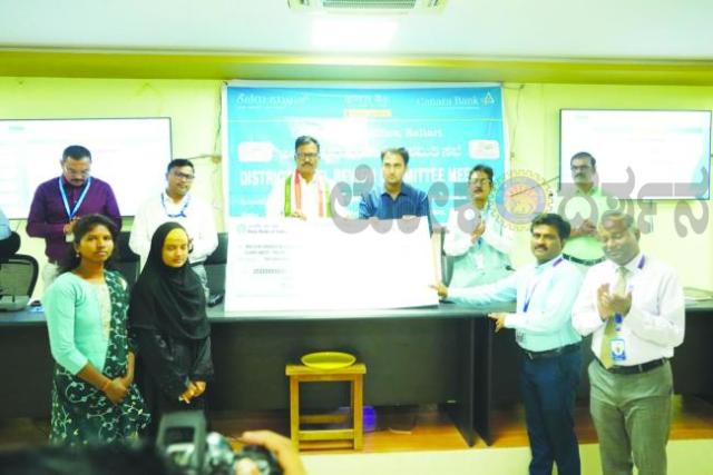 ಅಧಿಕಾರಿಗಳು ಸಮನ್ವಯತೆಯಿಂದ ಕೆಲಸ ಮಾಡಲು ತಾಕೀತು 