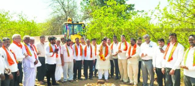 ಕುಡಿಯುವ ನೀರಿನ ಯೋಜನೆ ಪುನಶ್ಚೇತನ ಕಾಮಗಾರಿಗೆ ಐಹೊಳೆ ಚಾಲನೆ 