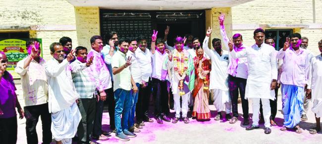 ಬೊಮ್ಮನಹಳ್ಳಿ ಪಿಕೆಪಿಎಸ್ ಅಧ್ಯಕ್ಷ-ಉಪಾಧ್ಯಕ್ಷರ ಅವಿರೋಧ ಆಯ್ಕೆ  