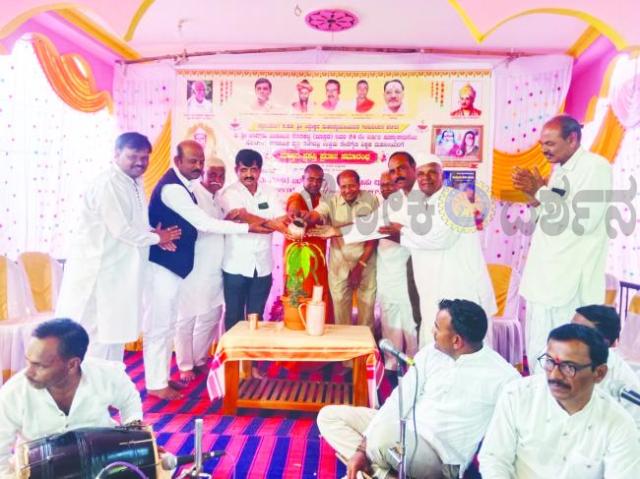 ವಿವಿಧ ಸಾಧಕರಿಗೆ ಕಾಯಕ ಮತ್ತು ಮಾಸ್ತರ ಪ್ರಶಸ್ತಿ ಪ್ರಧಾನ