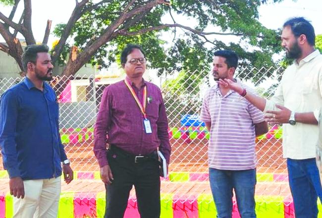 ಮುತಗಾ ಬಡಾವಣೆ: ನೀರಿಗೆ ಹಾಹಾಕಾರ; ನೀರಿನ ಸಮಸ್ಯೆ ಬಗೆಹರಿಸುವಂತೆ ಗ್ರಾ.ಪಂ. ಸದಸ್ಯ ರವಿಕೊಟಬಾಗಿ ಆಗ್ರಹ  